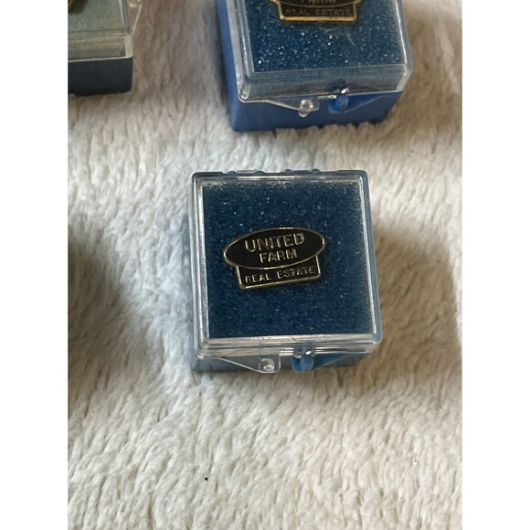 Lot of 5 United Farm Real Estate Pins Original Plastic Cases - Picture 6 of 8